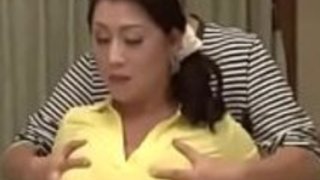 日本の美しさネコは、彼女のふっくらなボディが犯される 日本の美しさネコは、彼女のふっくらなボディが犯される