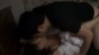 【大槻ひびき】キレイな彼女が彼氏の真横で夜這いされ、声を押し殺しながら寝取られSEX 【大槻ひびき】キレイな彼女が彼氏の真横で夜這いされ、声を押し殺しながら寝取られSEX