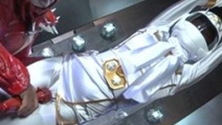 友田彩也香 残りたった三人で地球を守るしかないヒロイン達 友田彩也香 残りたった三人で地球を守るしかないヒロイン達