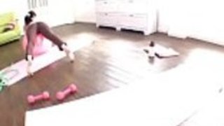 僕の個人トレーナーと潮吹きエクササイズ 前田陽菜 僕の個人トレーナーと潮吹きエクササイズ 前田陽菜