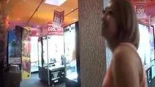 素人巨乳美少女潮吹SEX 素人巨乳美少女潮吹SEX