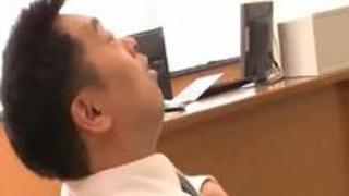 ヤラせてくれると噂の美人女医を叱ろうとした院長もすっかり顧客入りww iQoo ヤラせてくれると噂の美人女医を叱ろうとした院長もすっかり顧客入りww iQoo