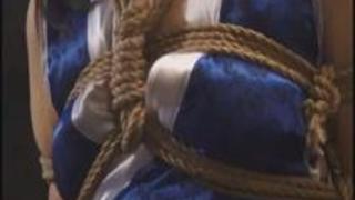 悪の組織に捕まった上に緊縛されてオマンコ突かれる美人ヒロイン 悪の組織に捕まった上に緊縛されてオマンコ突かれる美人ヒロイン