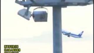 フライト中の機内で忍び寄る痴漢師に無理やりイカされ中出しされるCA フライト中の機内で忍び寄る痴漢師に無理やりイカされ中出しされるCA