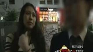 素人カップルの彼女の家に上がり込んだらド淫乱発覚で乱交ハメ大盛り上がりw 素人カップルの彼女の家に上がり込んだらド淫乱発覚で乱交ハメ大盛り上がりw