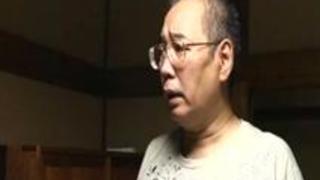 施設育ちで玩具にされ逃げ出すも匿ってくれた一軒家でまたも体を要求されるJK 施設育ちで玩具にされ逃げ出すも匿ってくれた一軒家でまたも体を要求されるJK