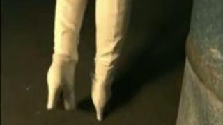 怪人のグロテスクな肉棒で犯されるスーパーヒロイン 怪人のグロテスクな肉棒で犯されるスーパーヒロイン