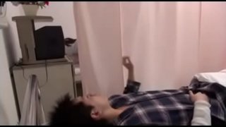 隣の病室に来ていた彼女がムラムラ 隣の病室に来ていた彼女がムラムラ