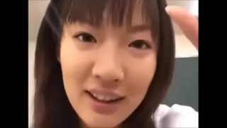 制服女子高生のカメラ舐め