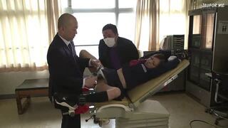 ヤンキーギャル娘が容赦ないイラマレイプで屈辱アクメ