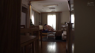 mond-212 憧れの女上司と 新村あかり