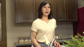 熟女デリヘルで働くことになった私。今日のお客様は息子でした… 中山穂香 熟女デリヘルで働くことになった私。今日のお客様は息子でした… 中山穂香
