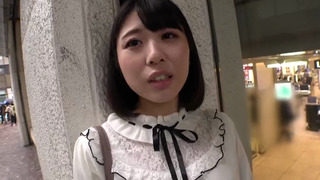 マジ軟派、初撮。 1625 パパ待ちの清楚美女をホテルに連れ込み写真撮影！撮影会はだんだんとハードな内容になっていき…。さっきまで大人しかったのにSEXになると喘ぐ喘ぐ！