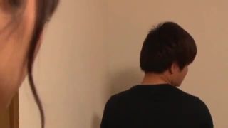 加藤あやの 息子に肉体をロックオンされ禁断の関係に堕ちてい行くエロボディの美人妻！息子の...