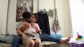 家政婦雇ったら熟女が登場→自室で中出しセックス展開 家政婦雇ったら熟女が登場→自室で中出しセックス展開