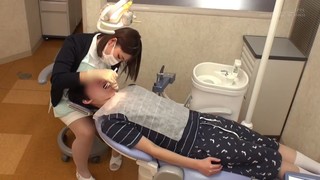 SENN-017 ショタ歯科クリニック 関西弁の献身的な巨乳歯科助手川原さん 川原かなえ