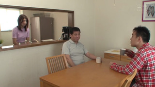 すけべな義兄に揉みまくられて… 星優香